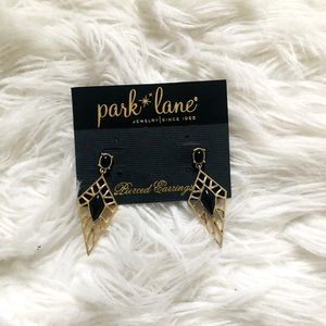 3/$20🌸 Park lane Earrings